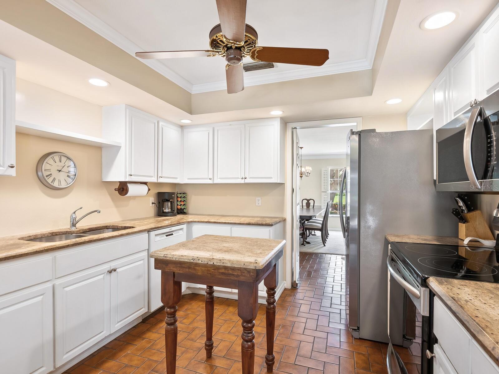 3632 BENEVA OAKS BLVD