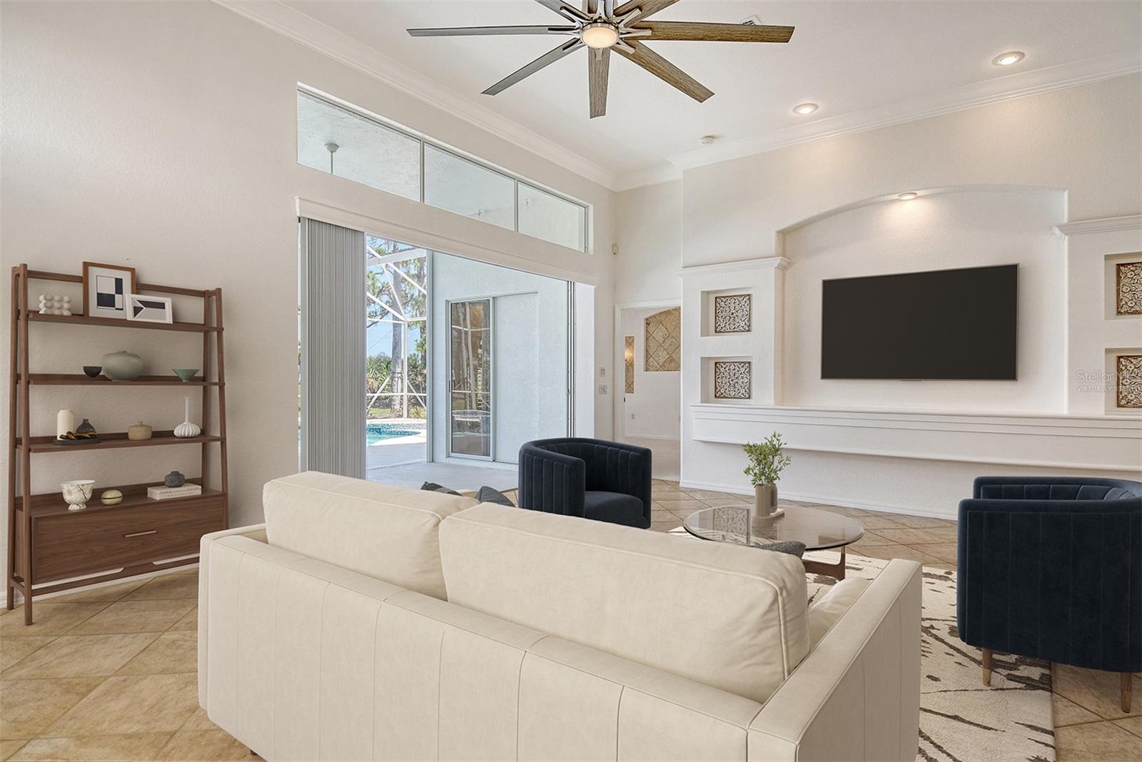 340 BERMUDA CT #5