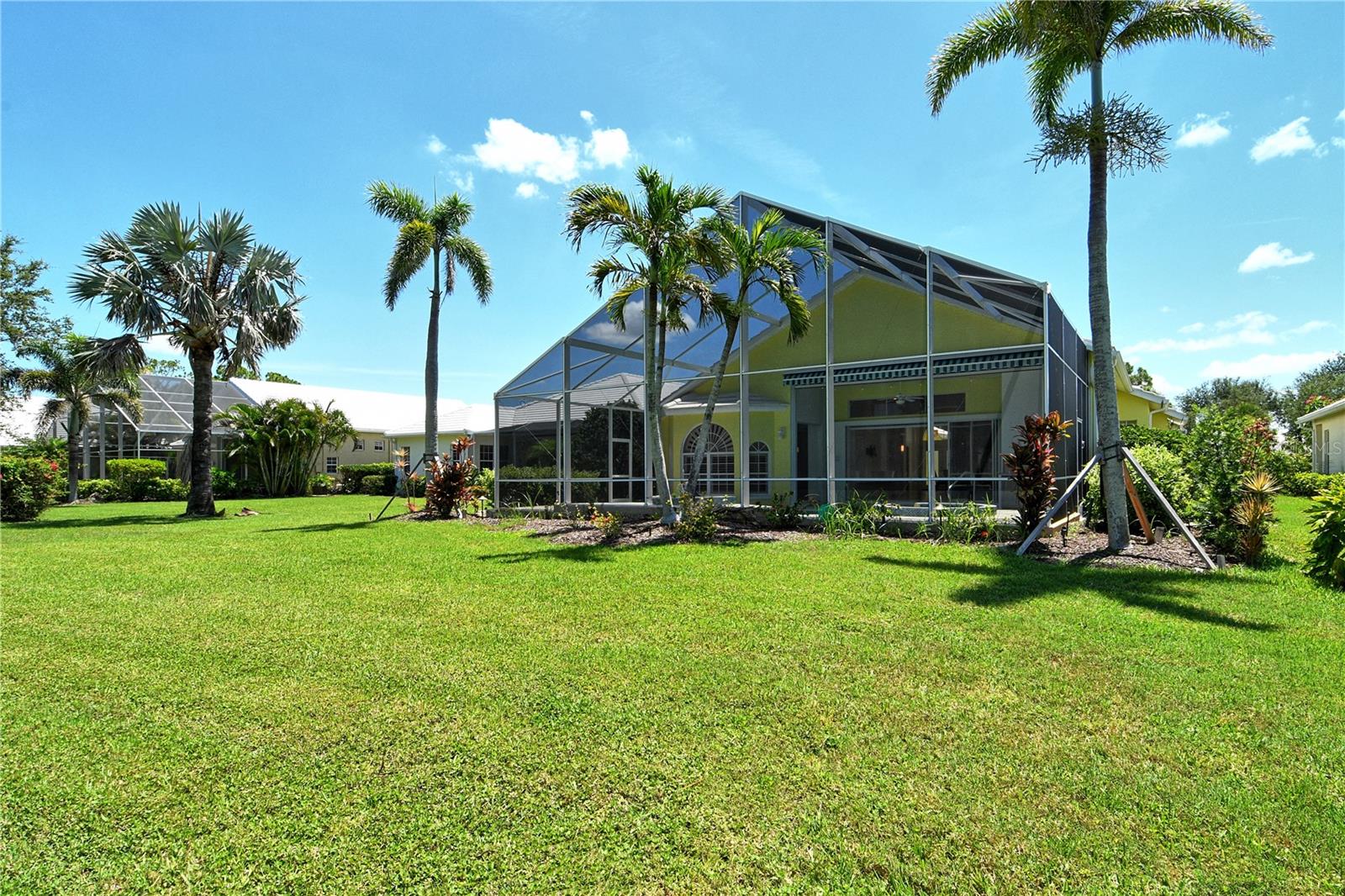 340 BERMUDA CT #5
