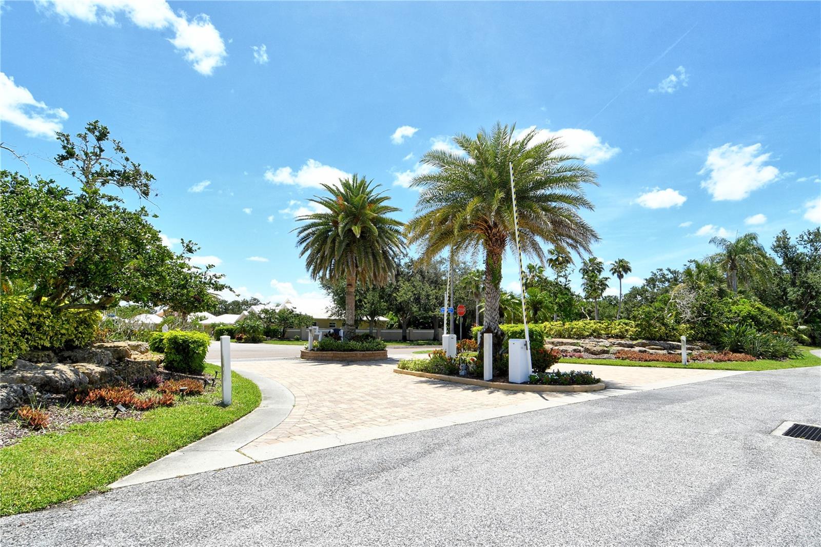 340 BERMUDA CT #5