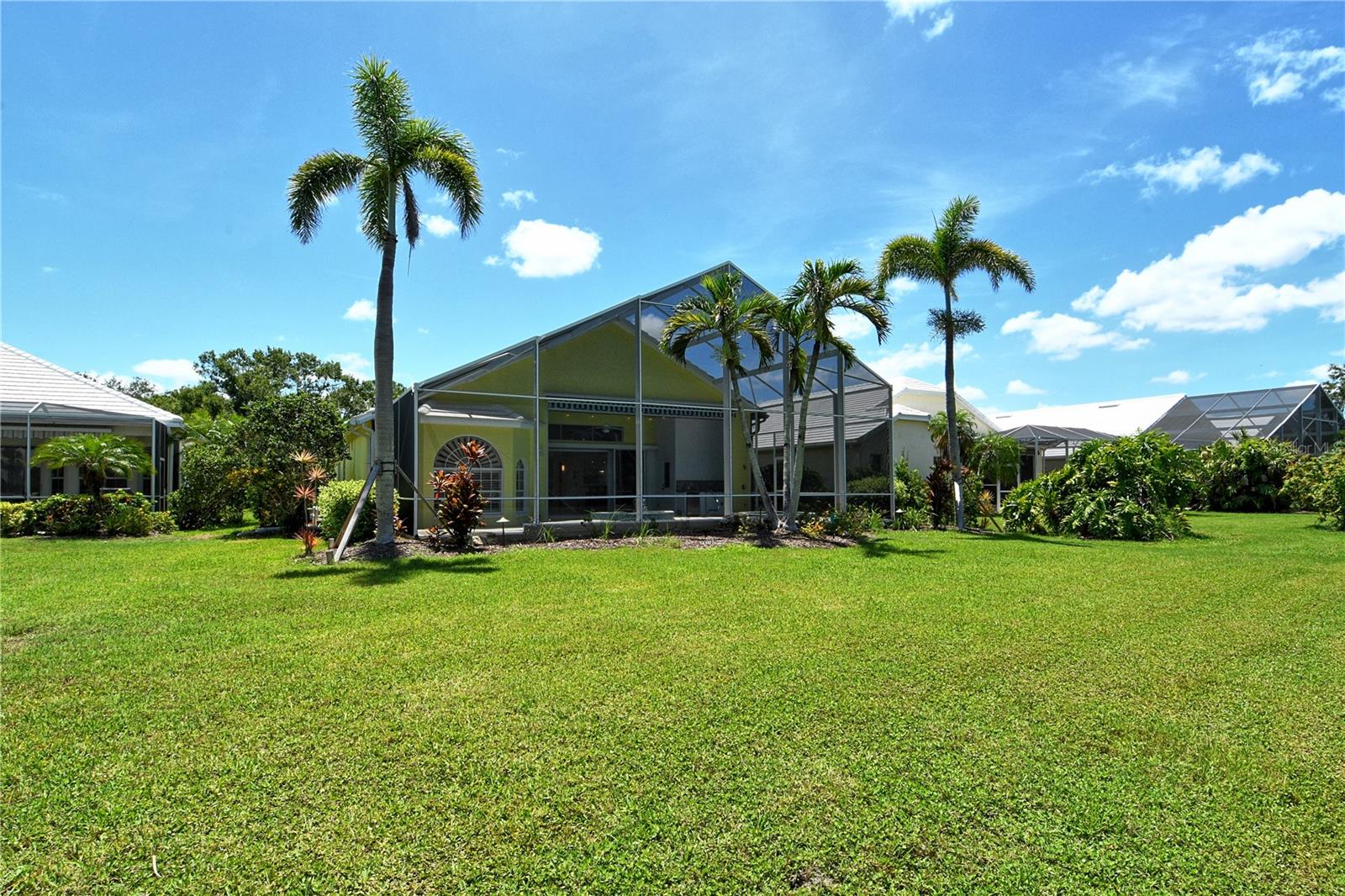 340 BERMUDA CT #5