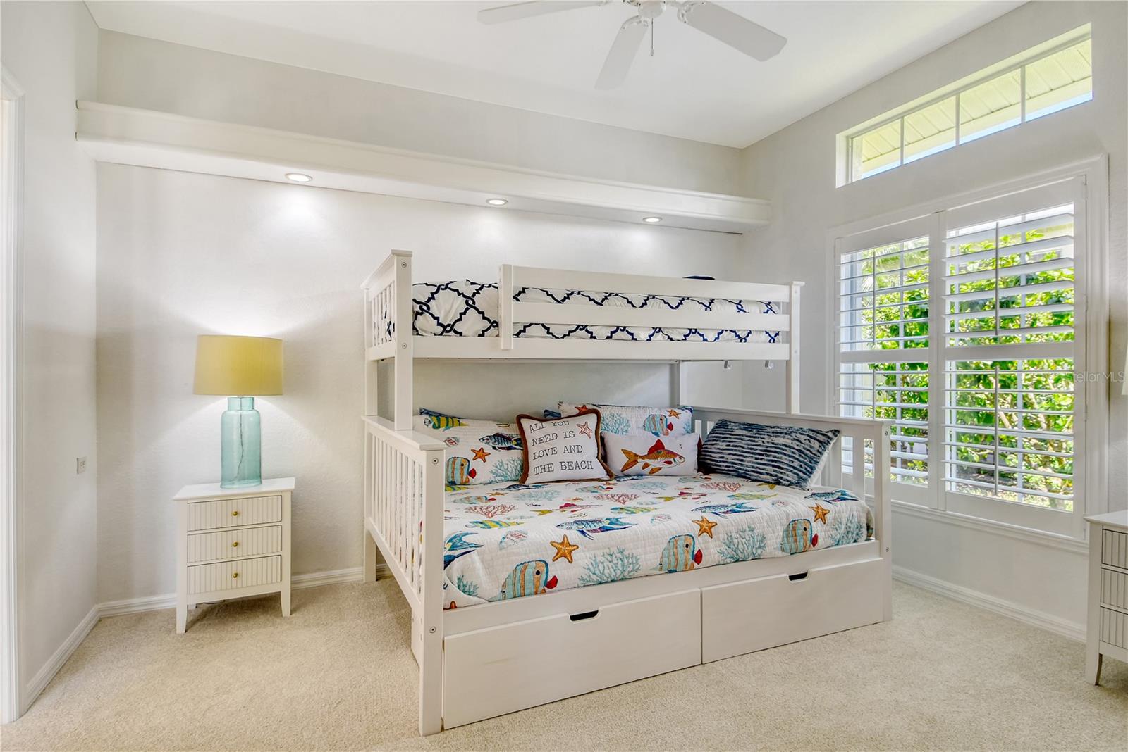 340 BERMUDA CT #5