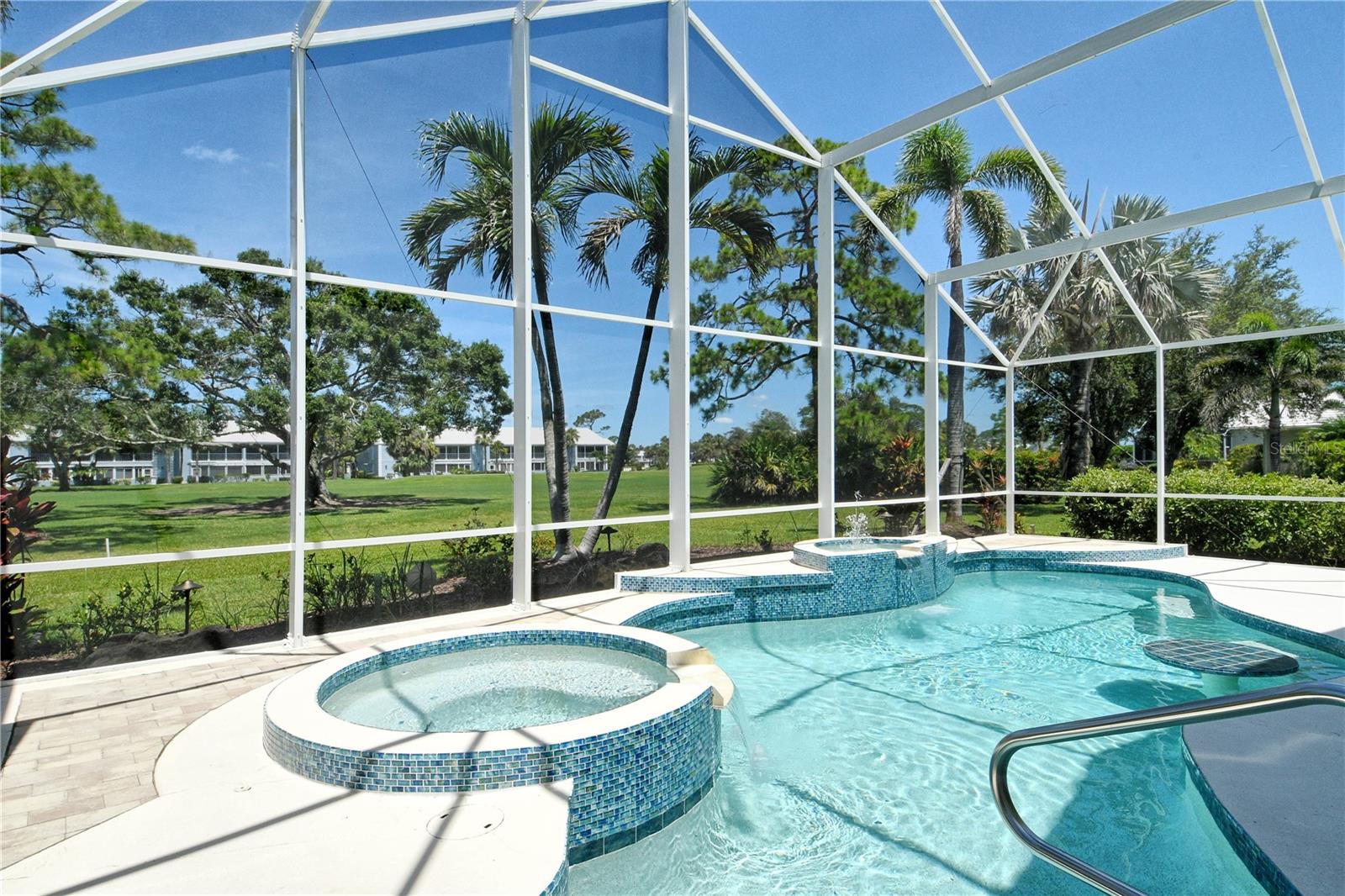 340 BERMUDA CT #5