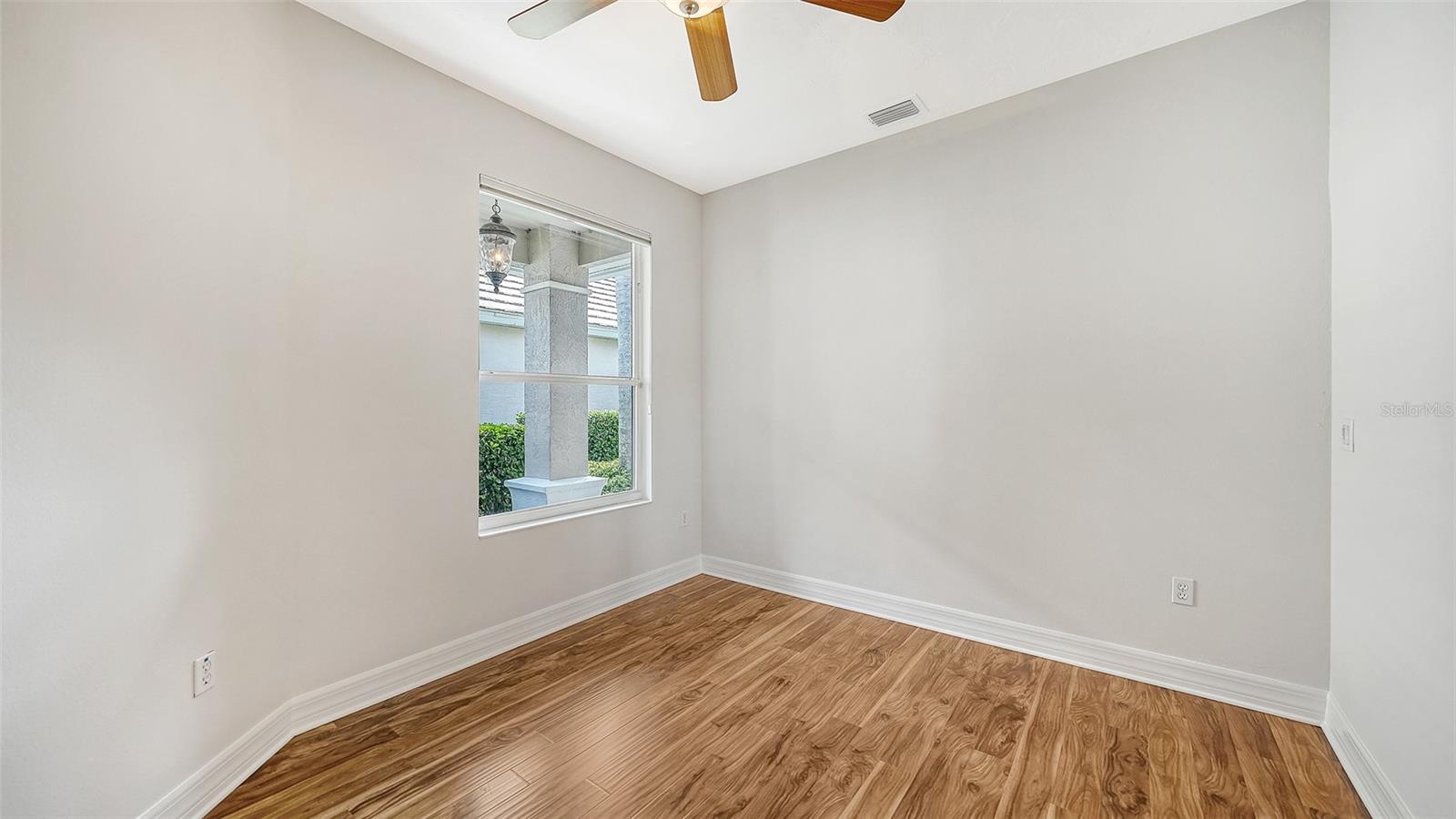 6519 OAKLAND HILLS DR