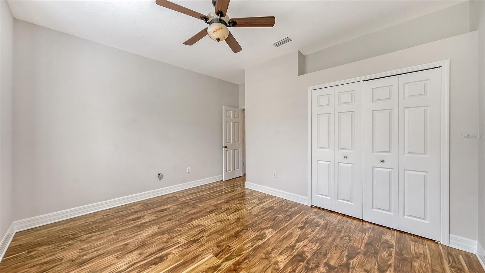 6519 OAKLAND HILLS DR