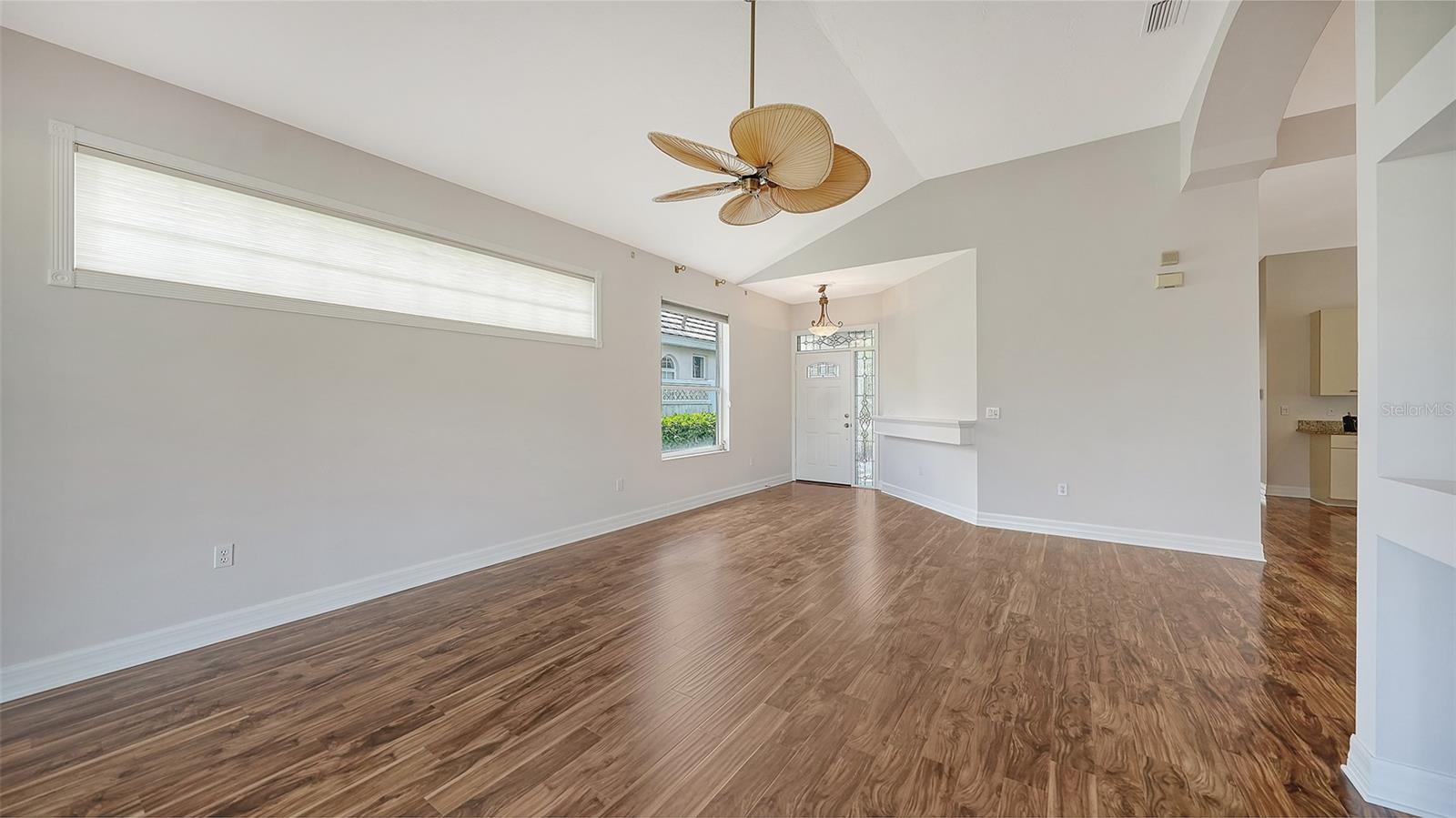 6519 OAKLAND HILLS DR