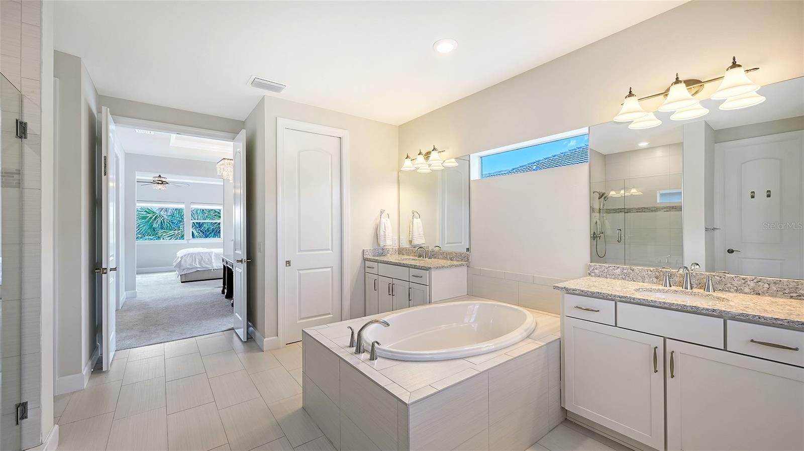 12318 BLUE HILL TRL