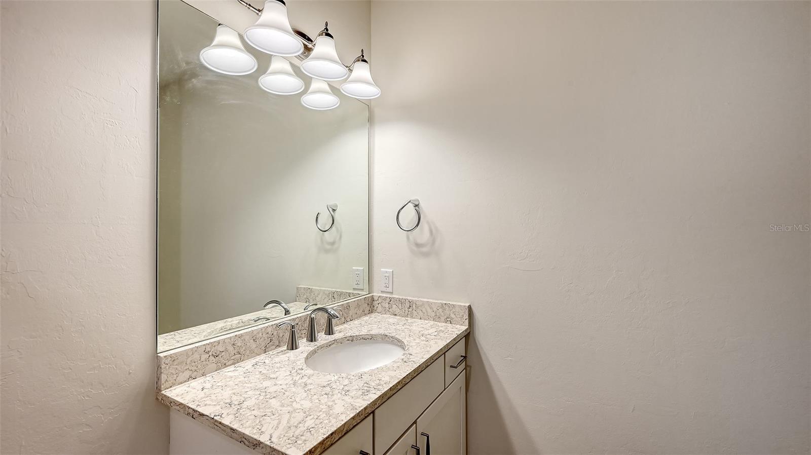 12318 BLUE HILL TRL