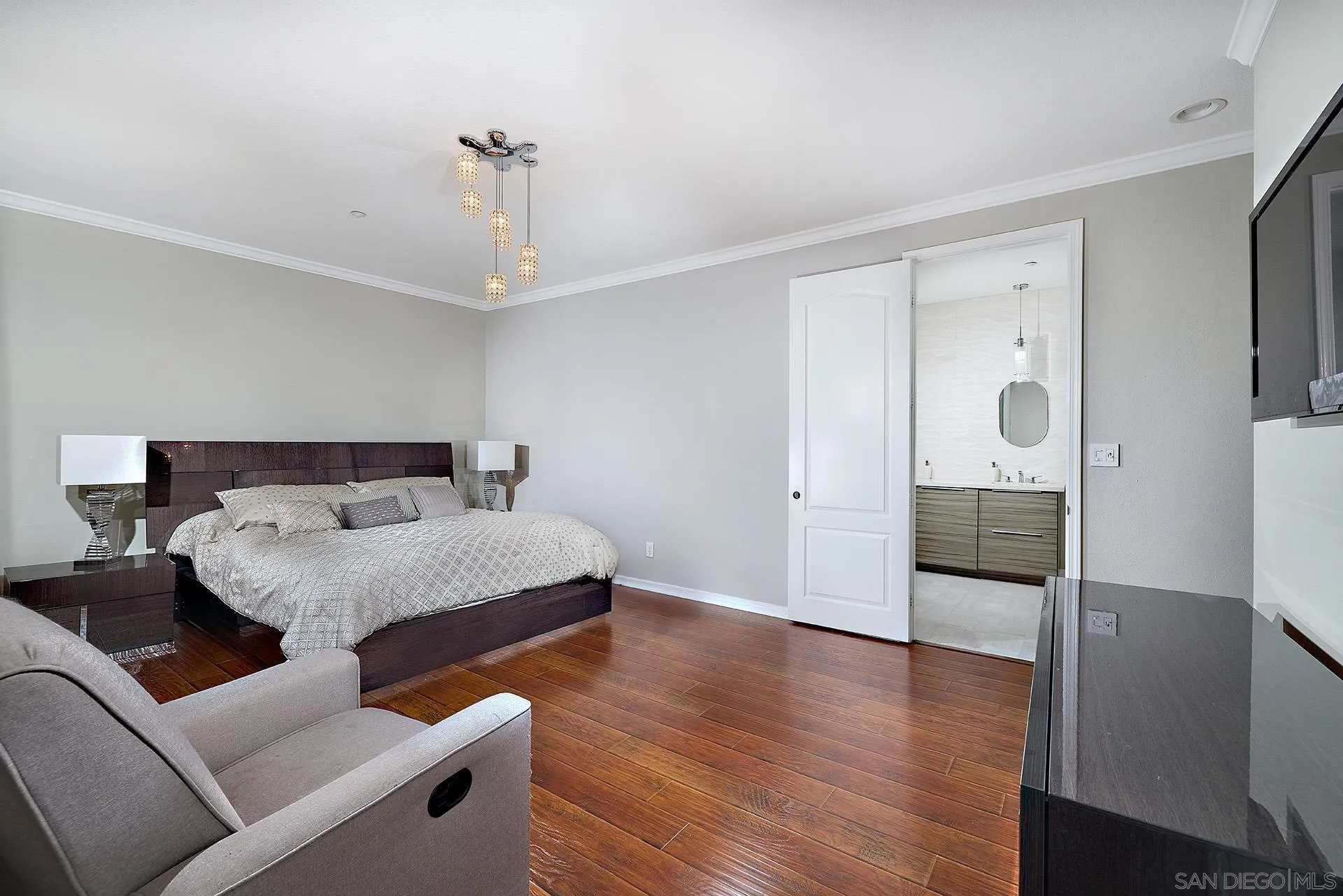 10409 Cherry Blossom Ln