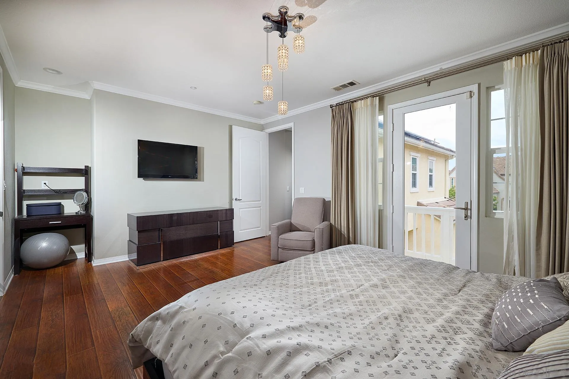 10409 Cherry Blossom Ln