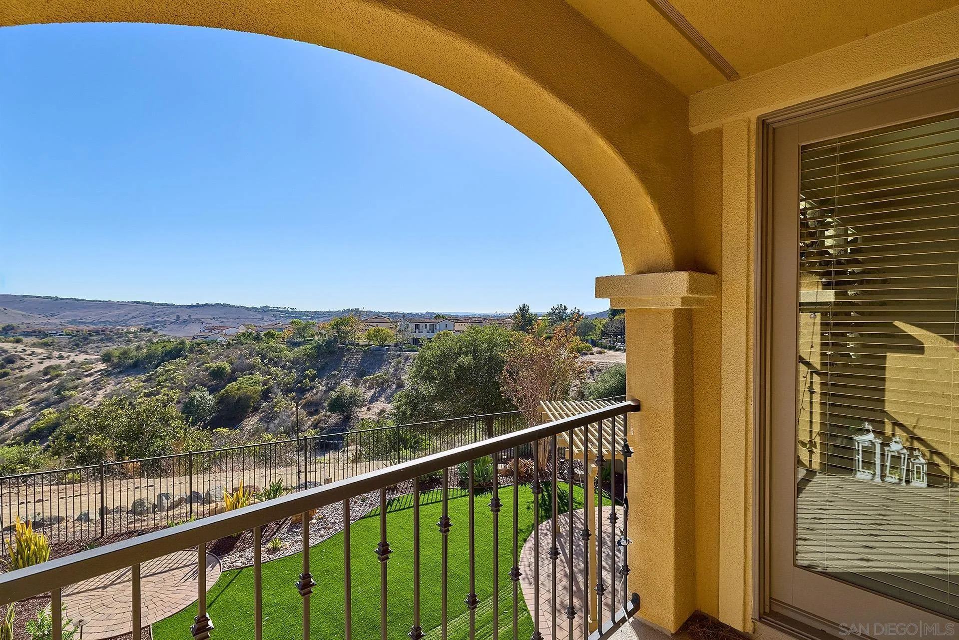 8541 Old Stonefield Chase