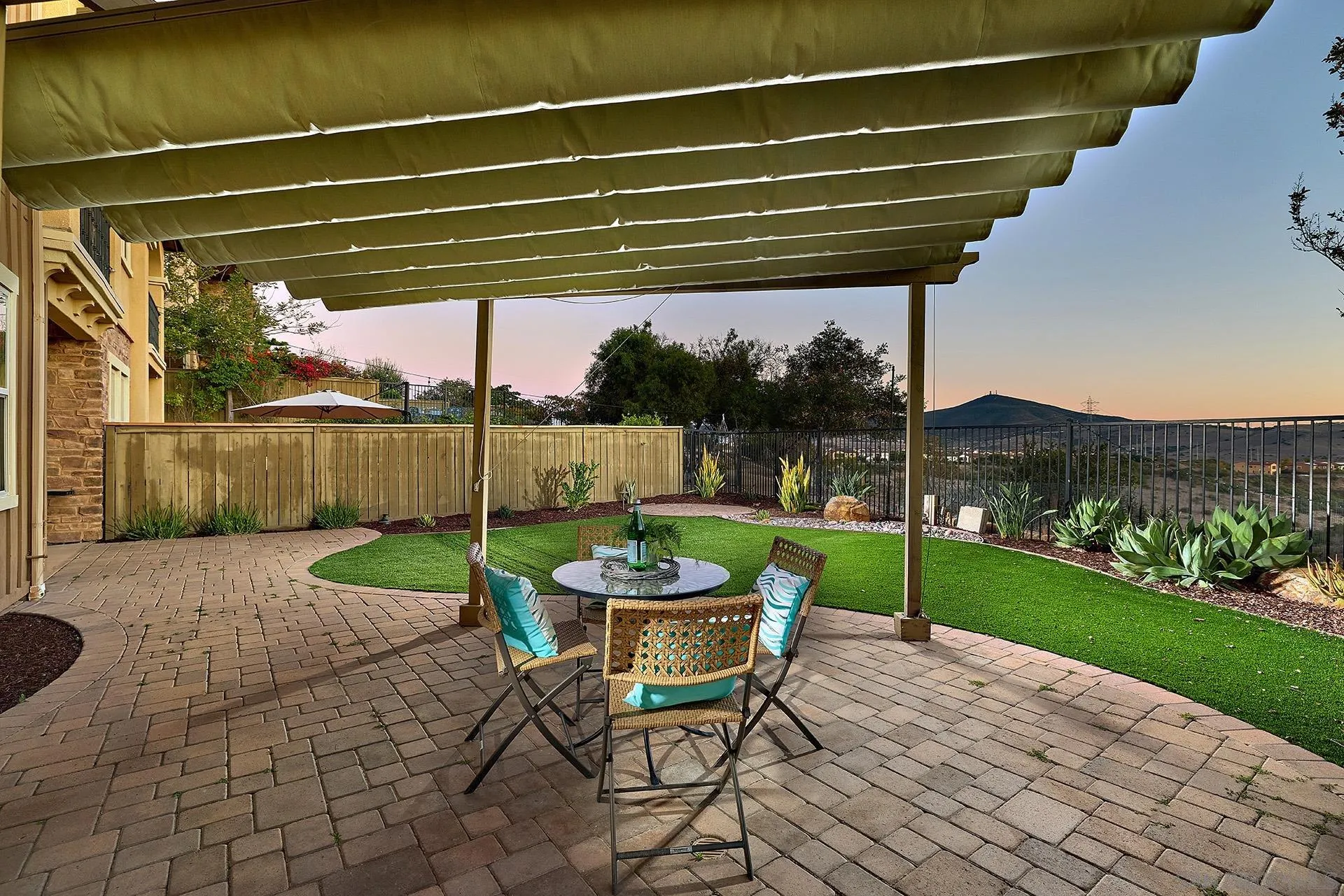 8541 Old Stonefield Chase