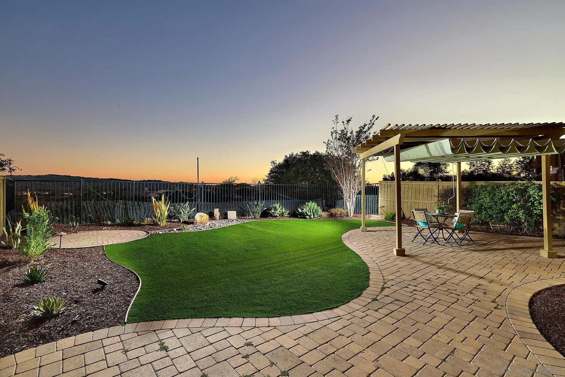 8541 Old Stonefield Chase