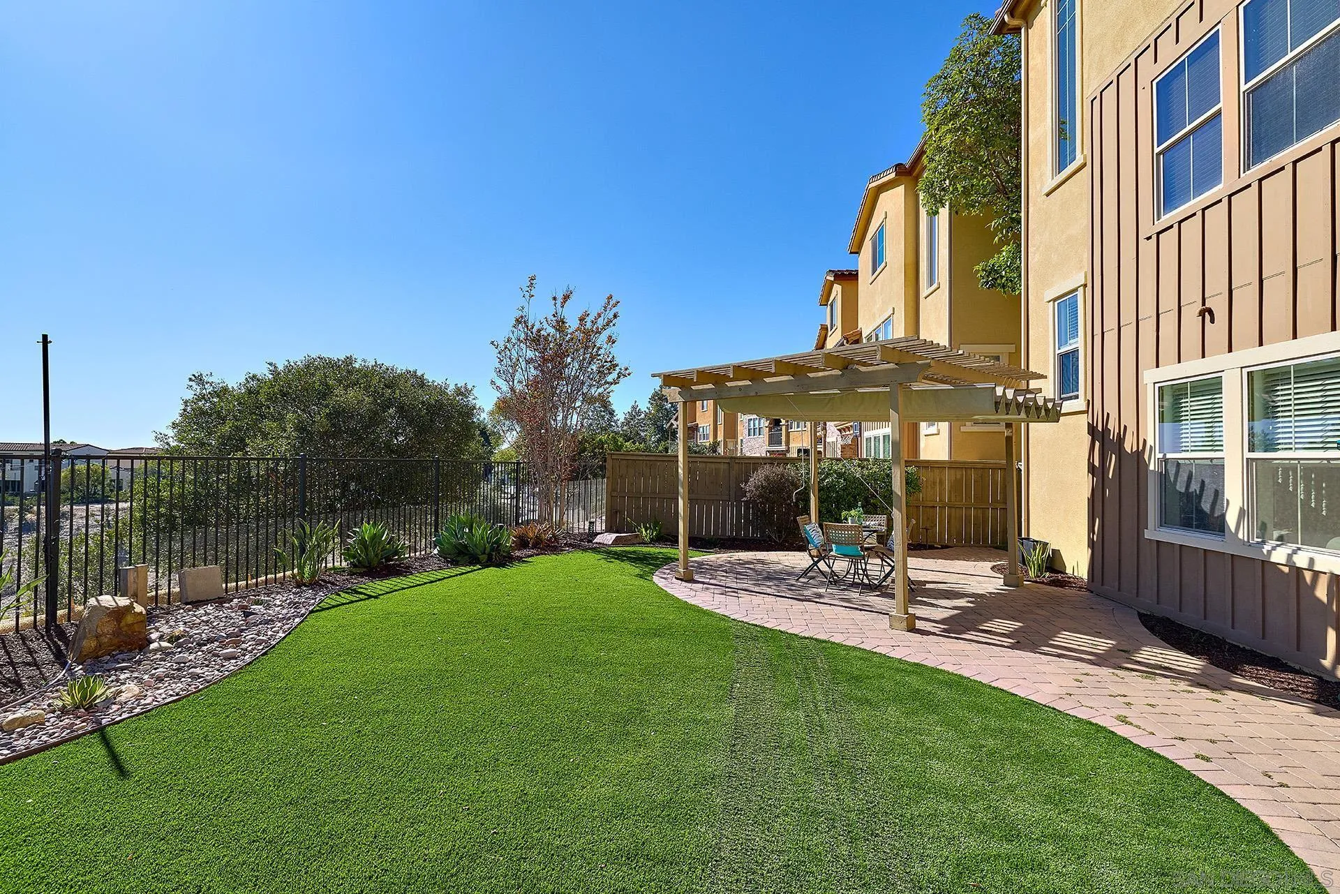 8541 Old Stonefield Chase