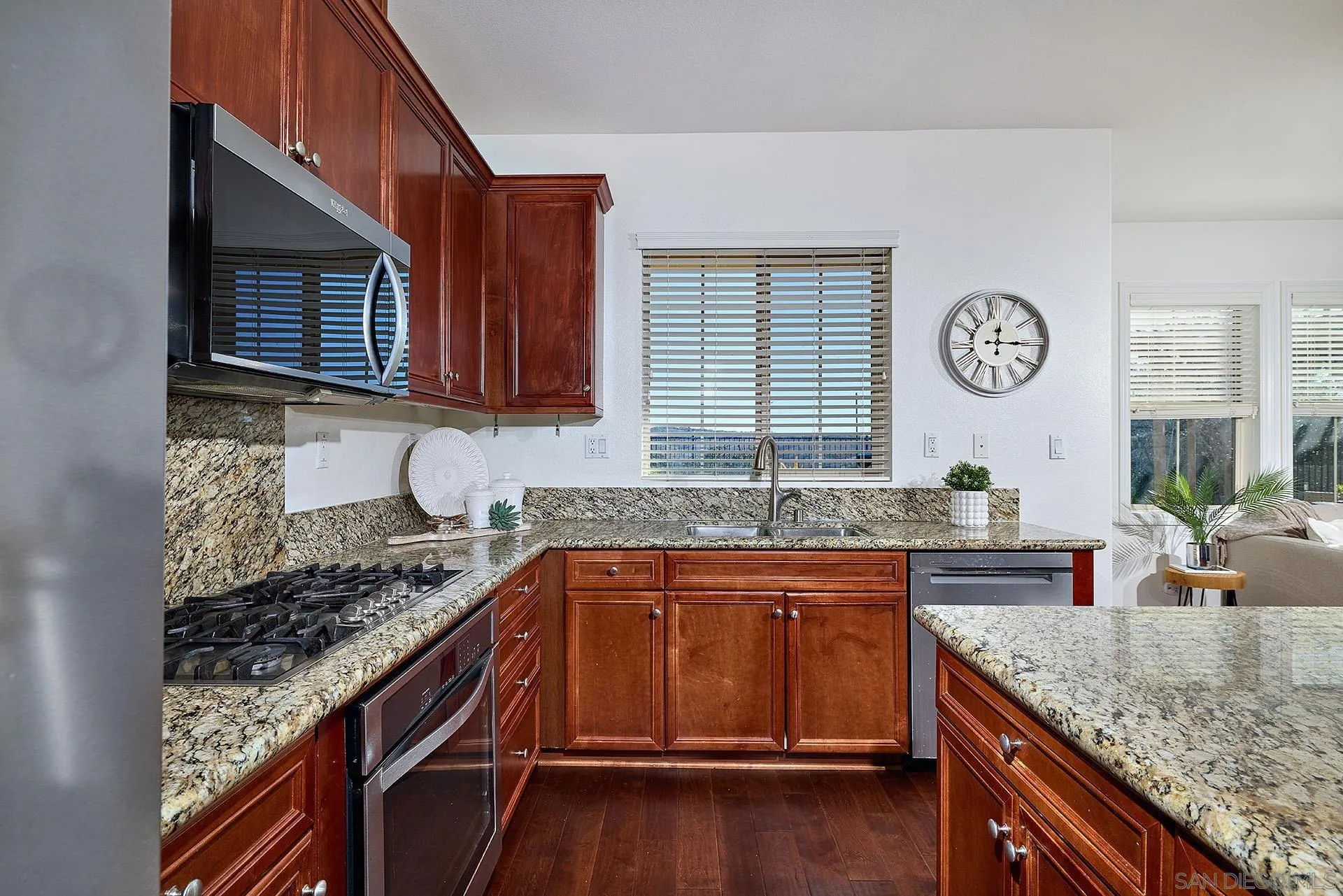 8541 Old Stonefield Chase