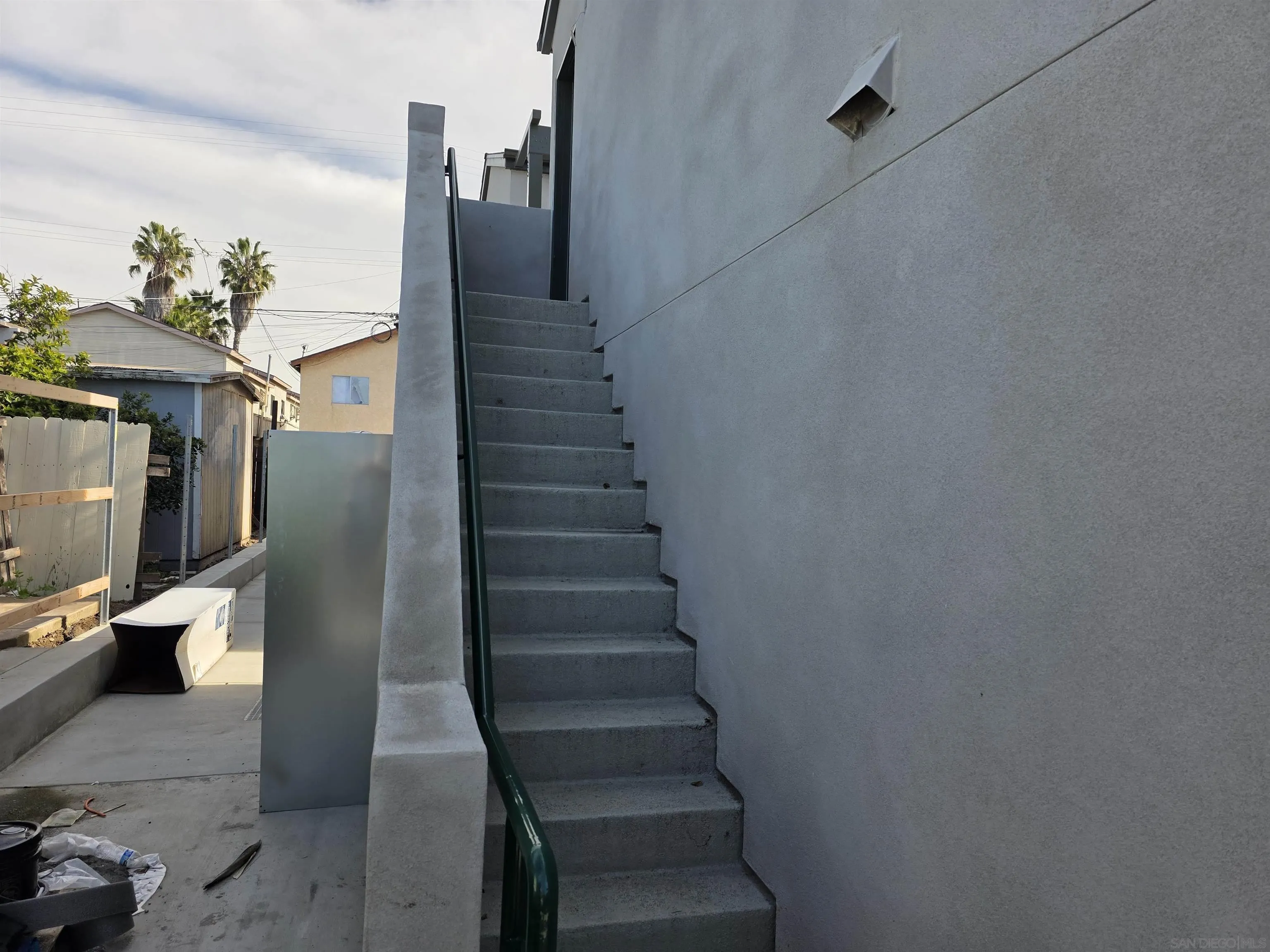 3675-3677 Marlborough Ave