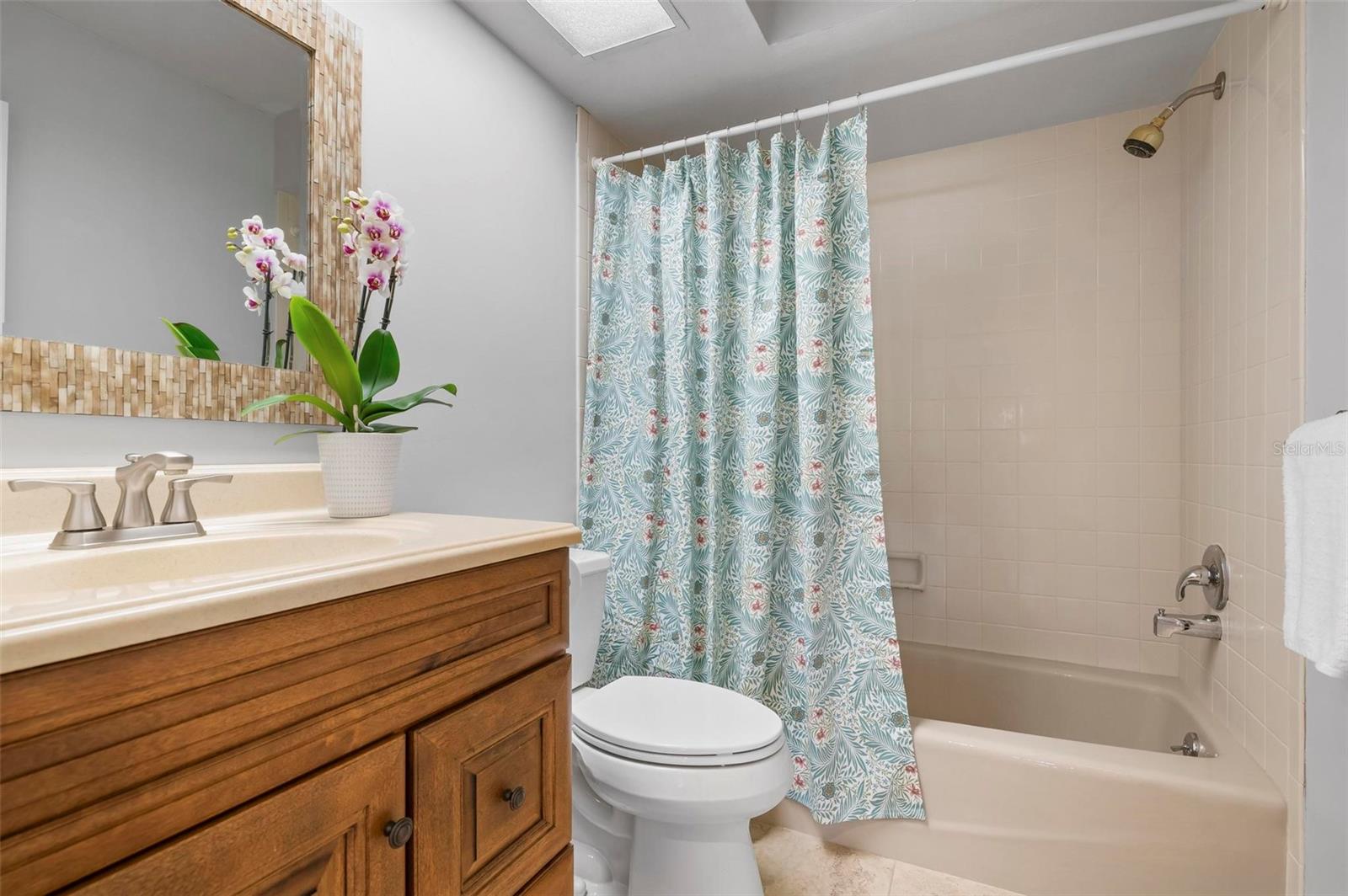 6143 WILSHIRE CIR #19