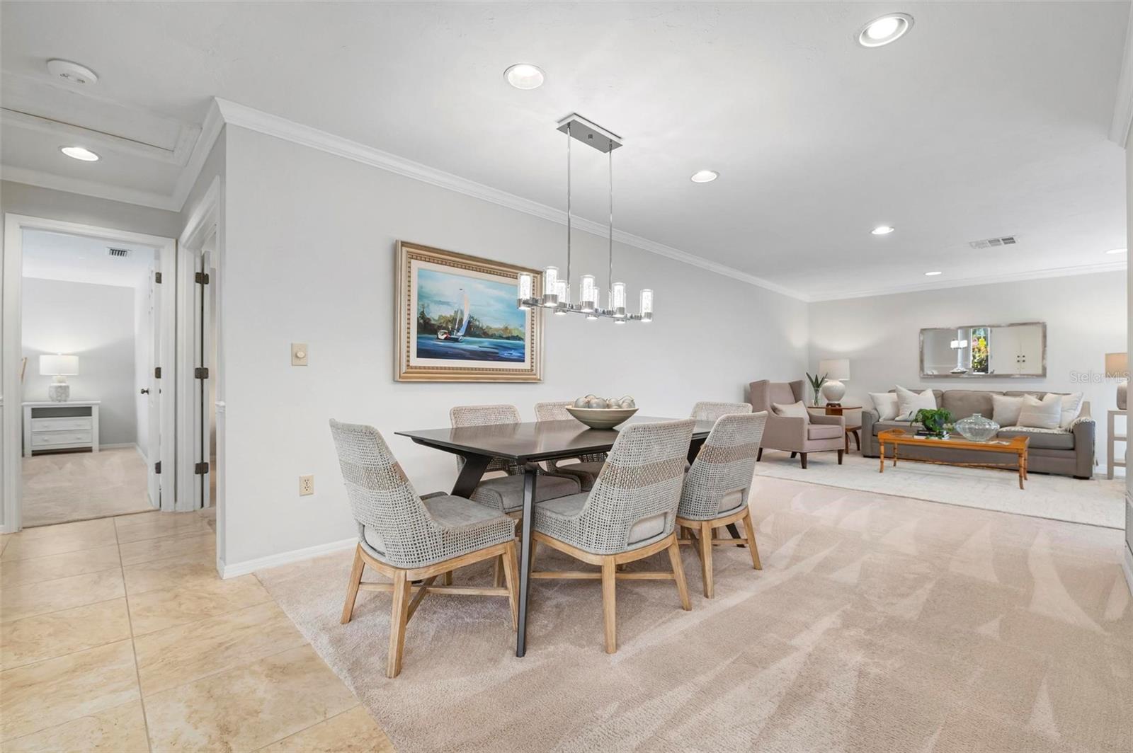 6143 WILSHIRE CIR #19