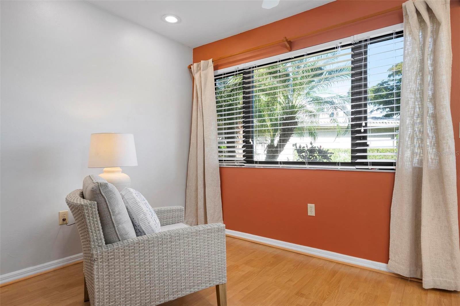 6143 WILSHIRE CIR #19