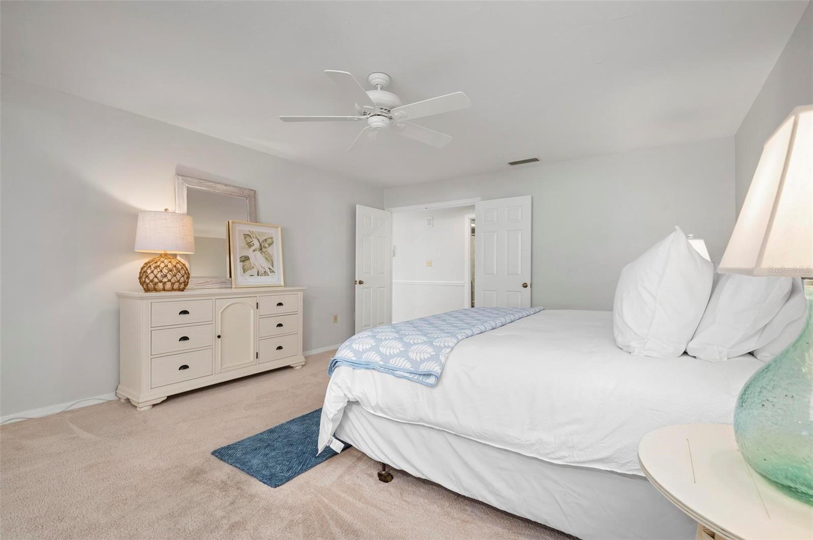 6143 WILSHIRE CIR #19