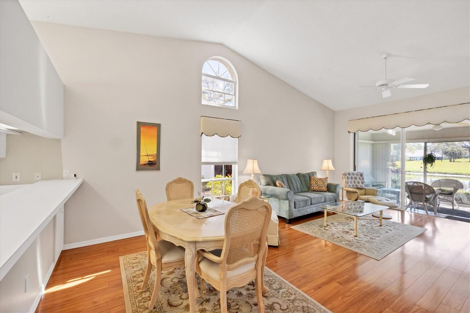 5608 COUNTRY CLUB WAY #5608