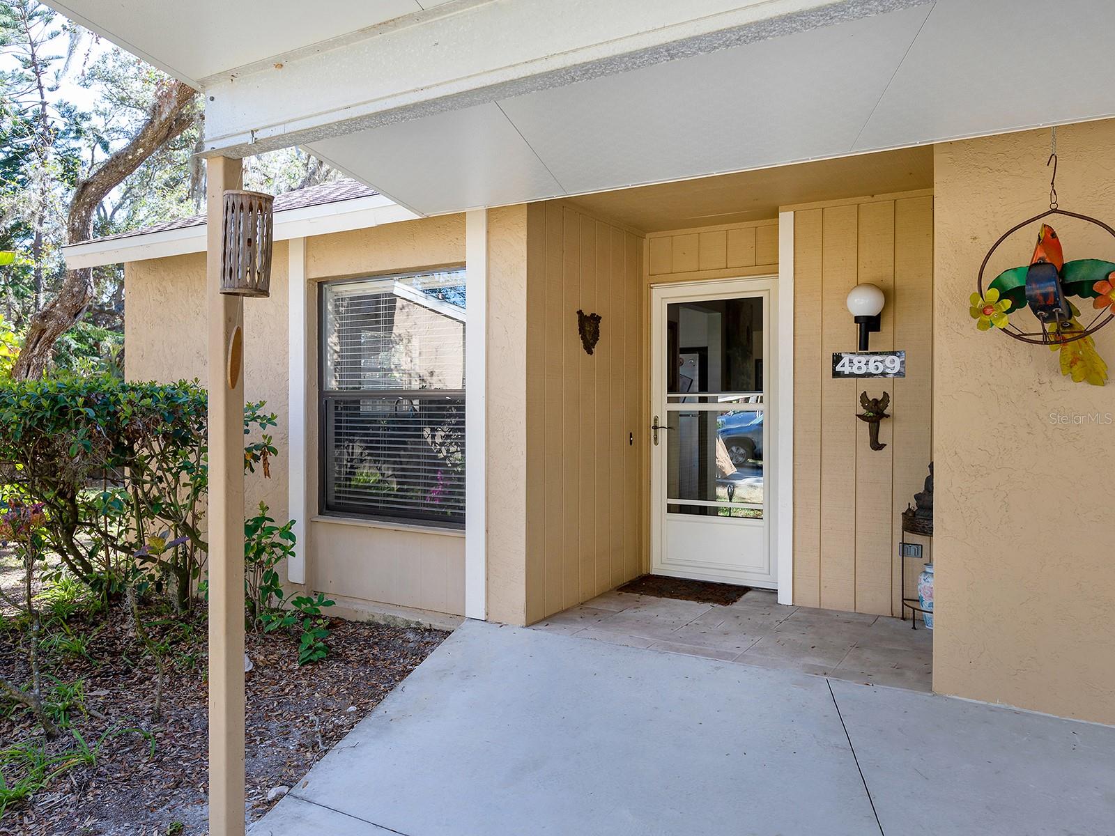 4869 VILLAGE GARDENS DR #189