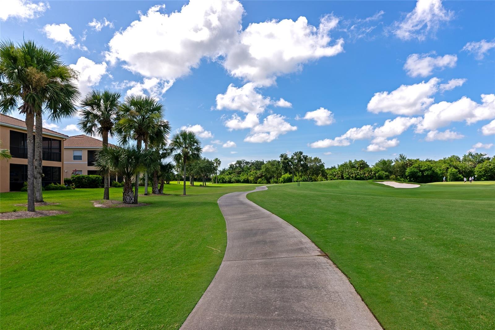 318 WINDING BROOK LN #104