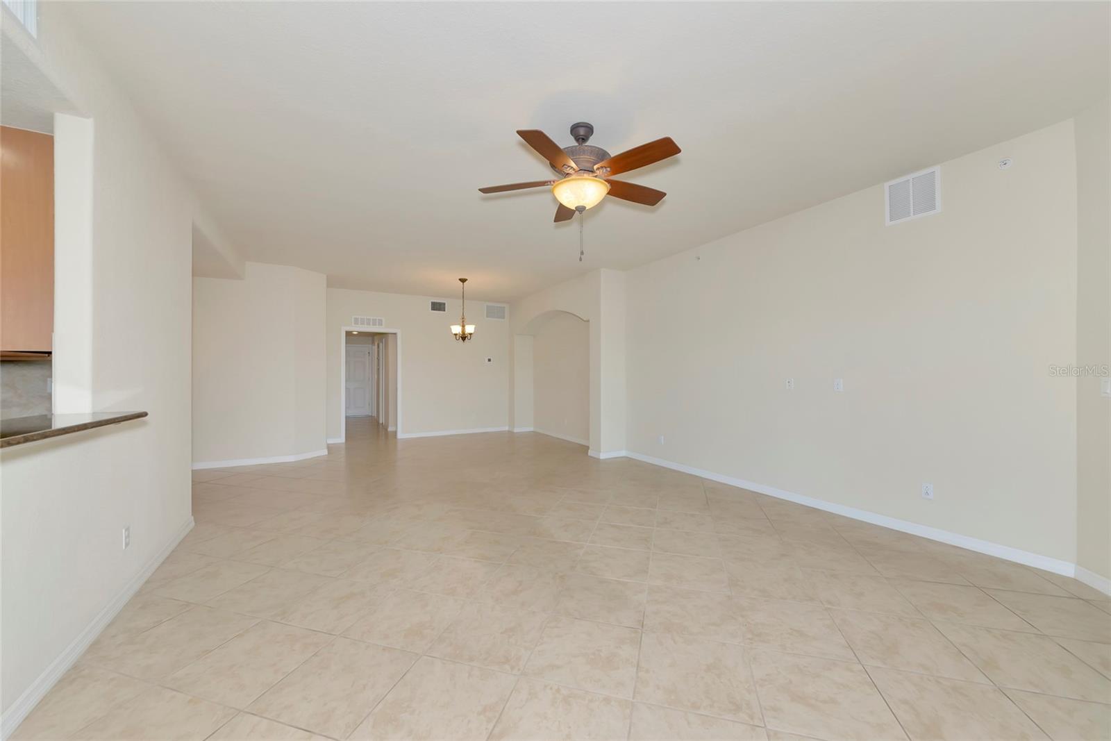 318 WINDING BROOK LN #104