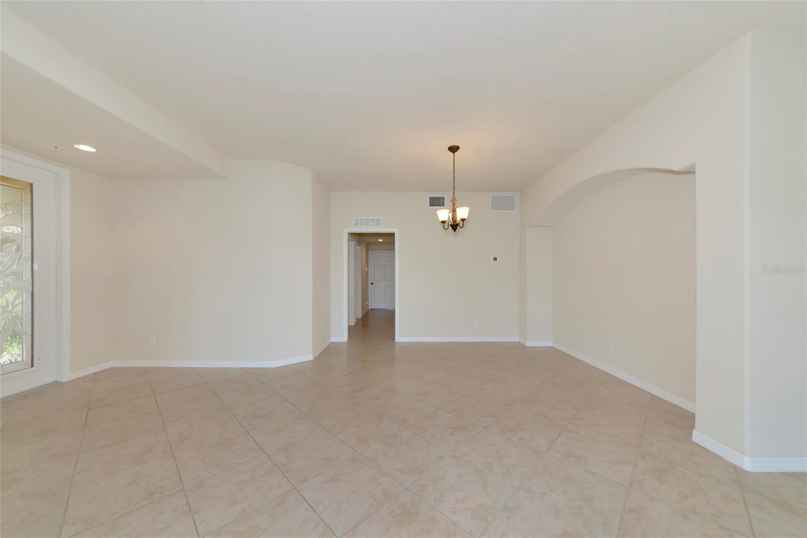 318 WINDING BROOK LN #104