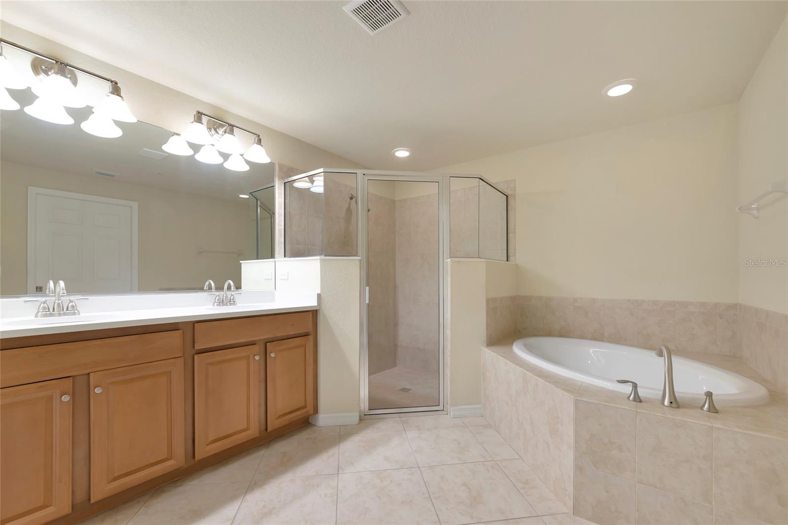 318 WINDING BROOK LN #104