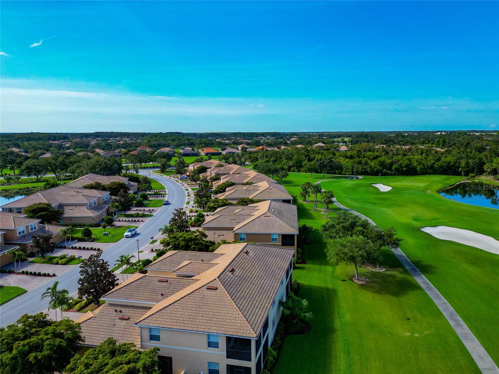 318 WINDING BROOK LN #104