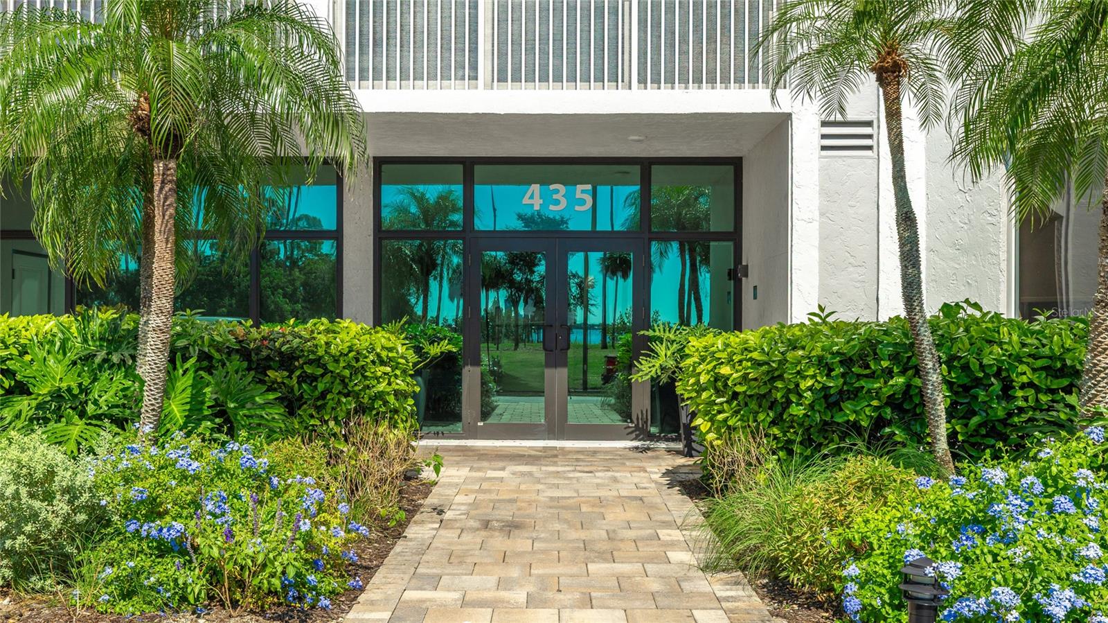 435 S GULFSTREAM AVE #1004