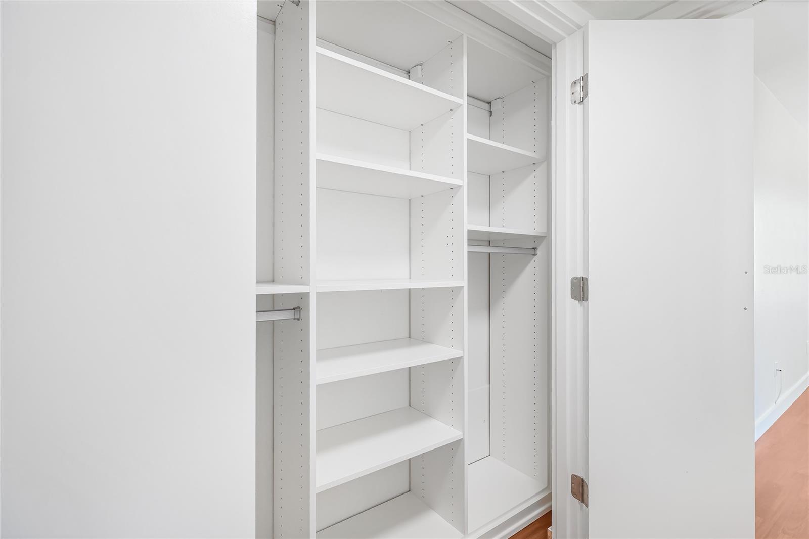 435 S GULFSTREAM AVE #1004