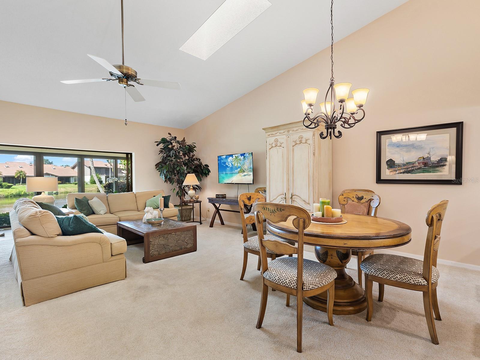 6094 WILSHIRE BLVD #8