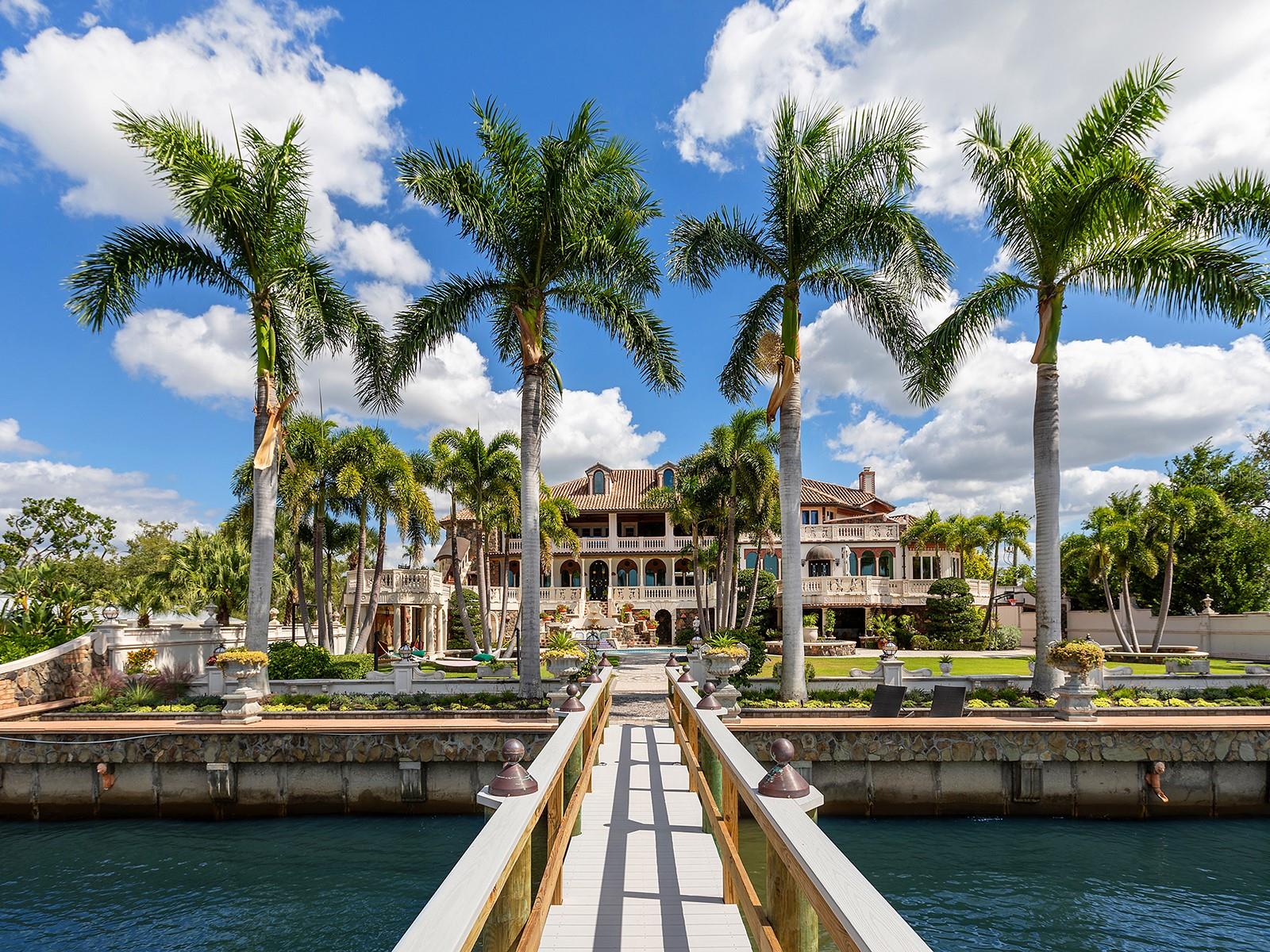 1310 S LAKE SHORE DR