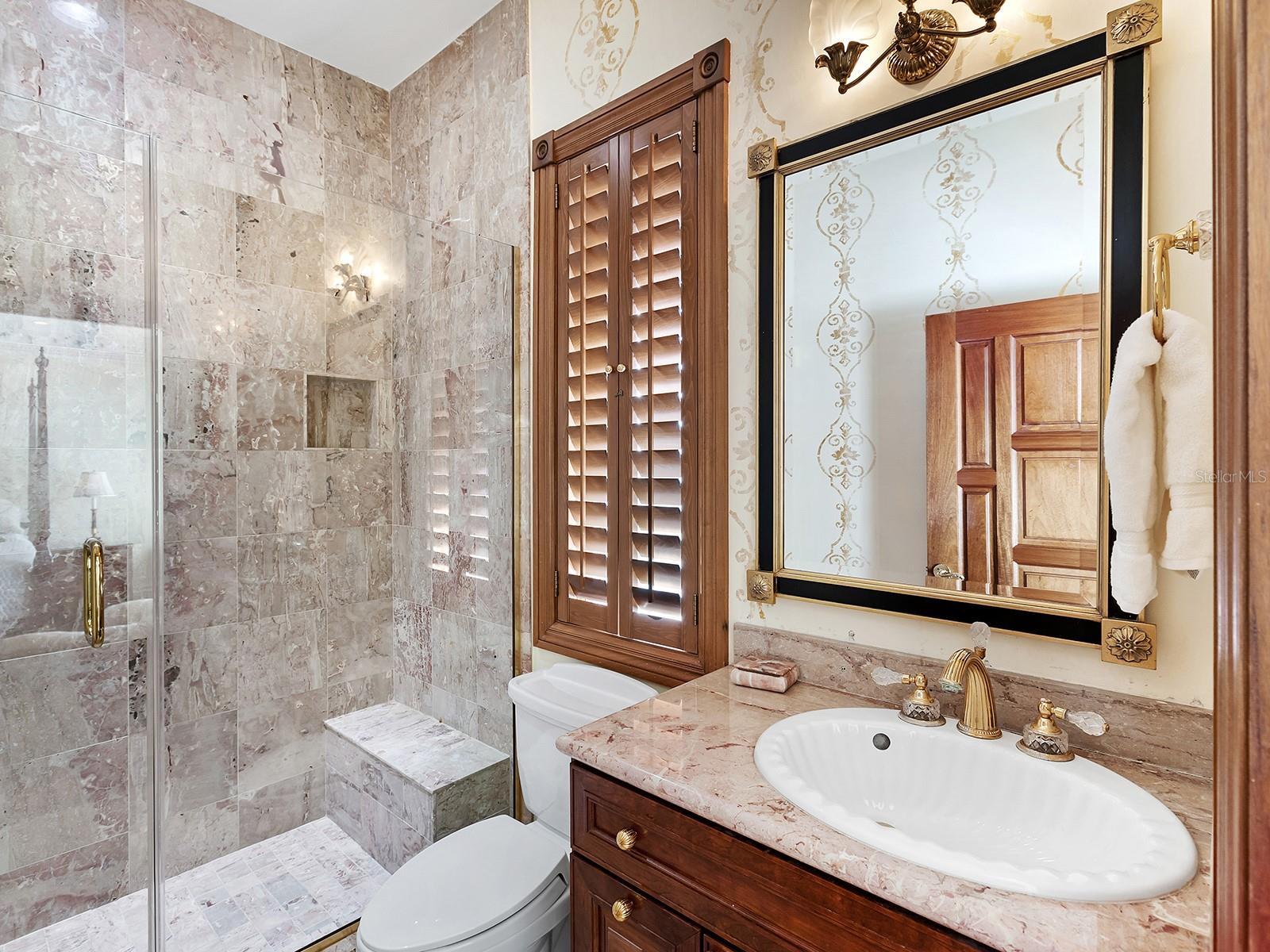 1310 S LAKE SHORE DR