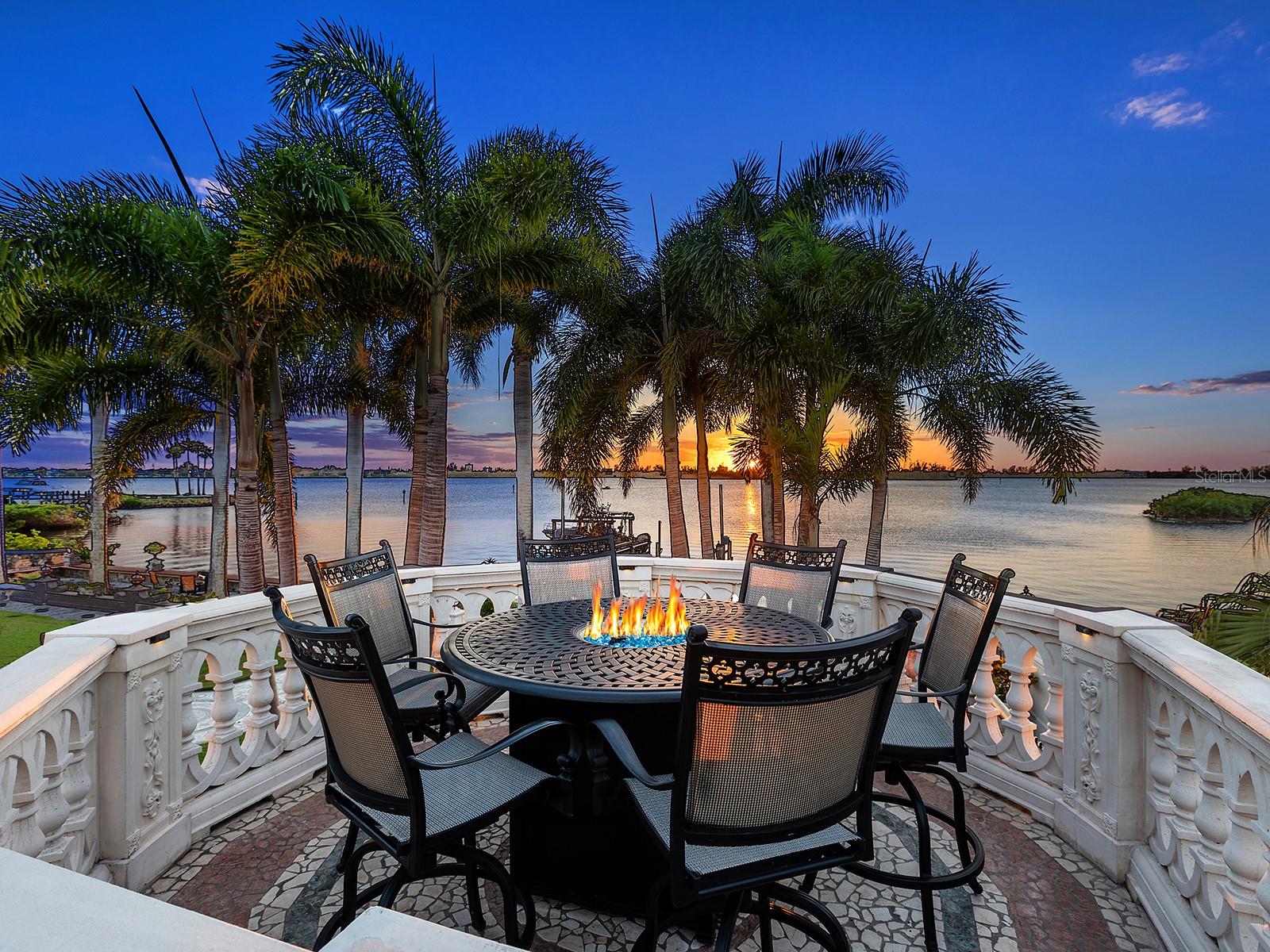 1310 S LAKE SHORE DR