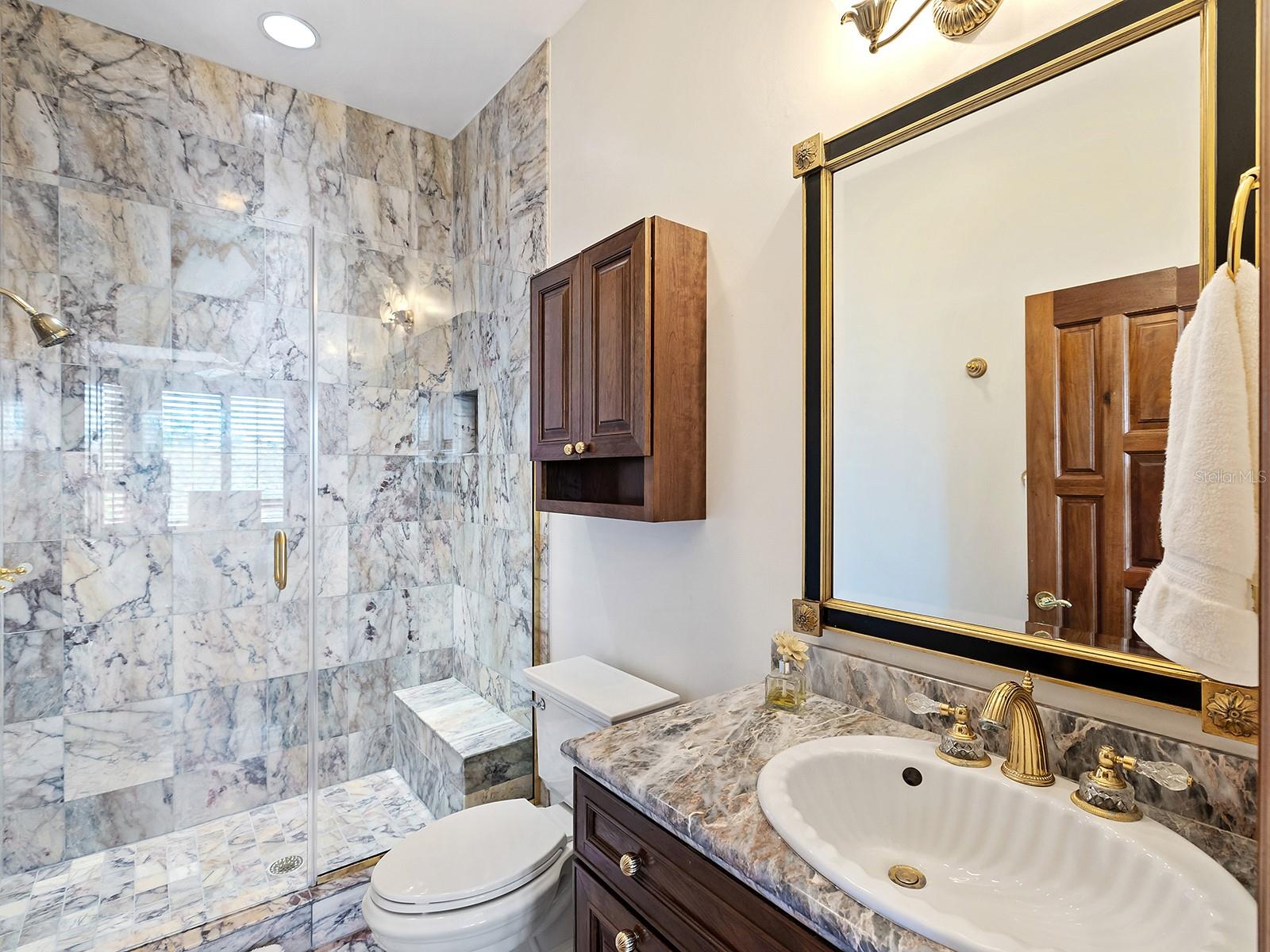 1310 S LAKE SHORE DR