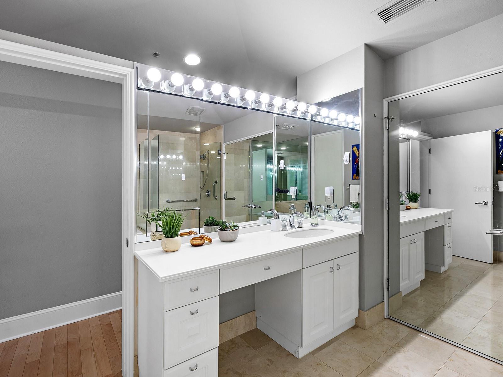 3040 GRAND BAY BLVD #213