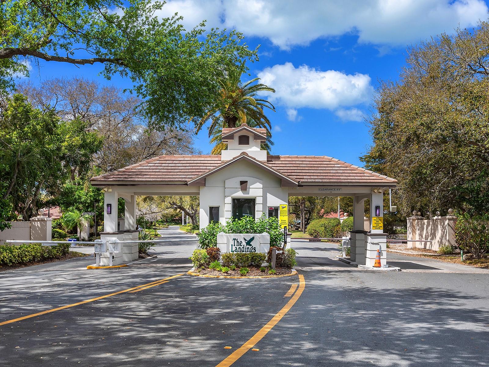 5420 EAGLES POINT CIR #106