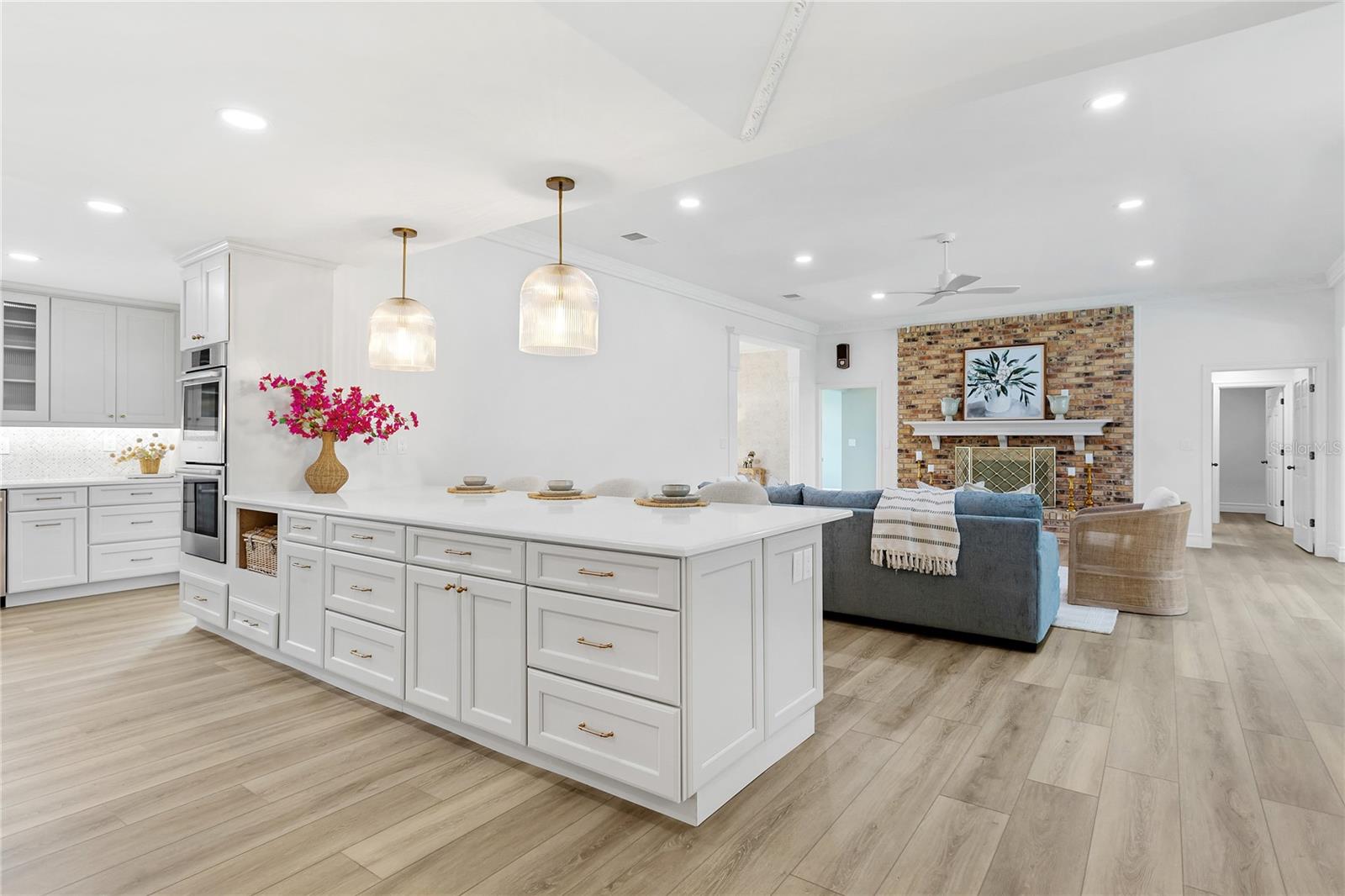 4908 TAYWATER DELL