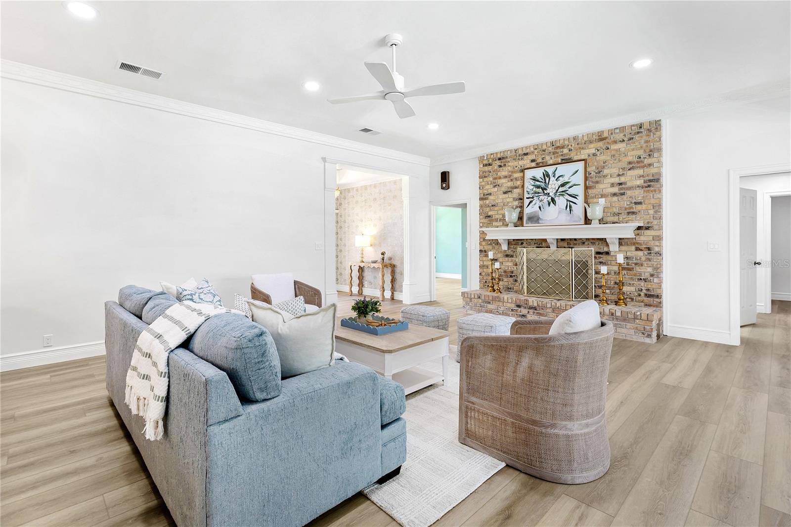 4908 TAYWATER DELL