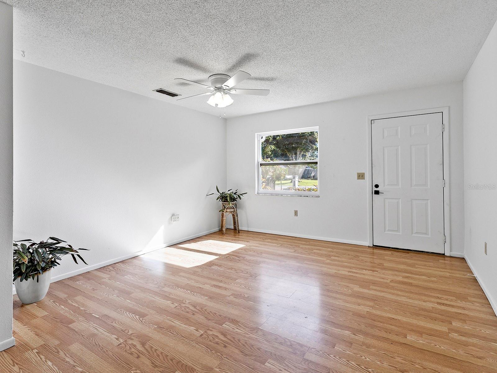 4260 BELL AVE