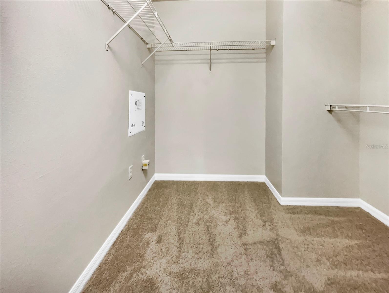 9003 WILLOWBROOK CIR