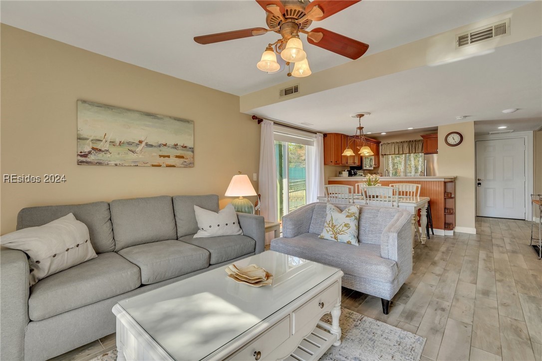 85 Folly Field Road Unit: 10-100