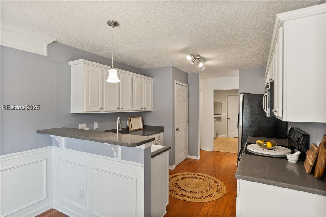 28 Mayfair Drive