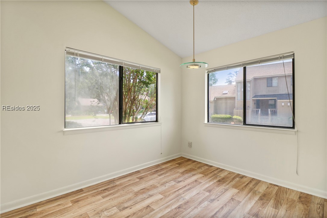5 Gumtree Road Unit: I-32