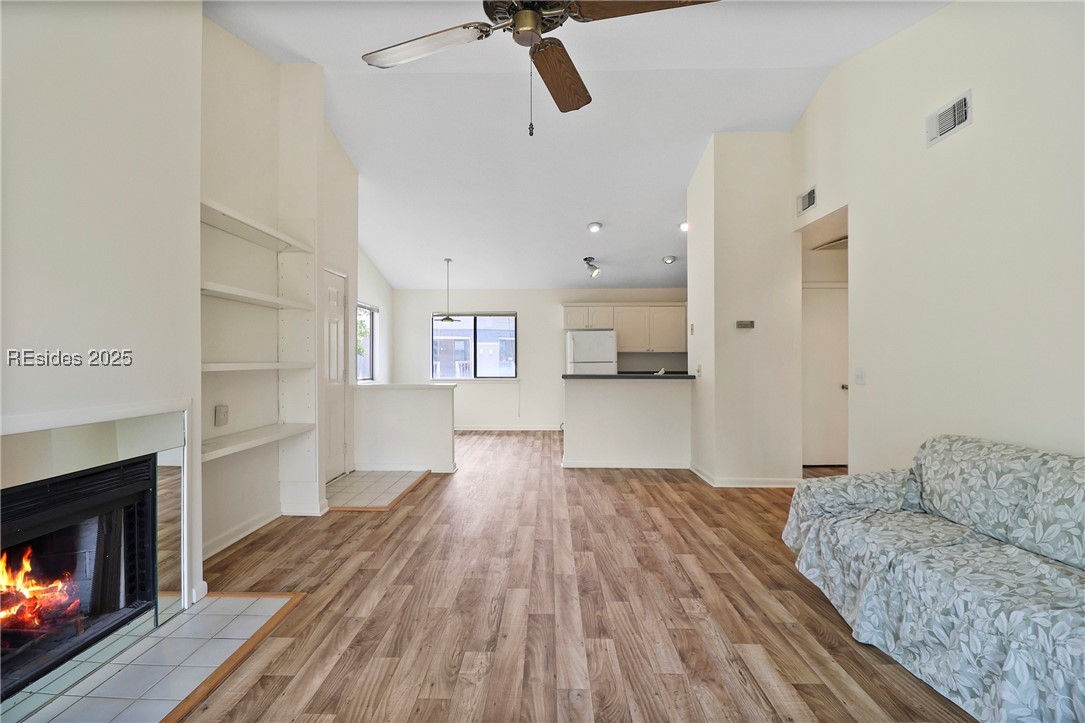 5 Gumtree Road Unit: I-32