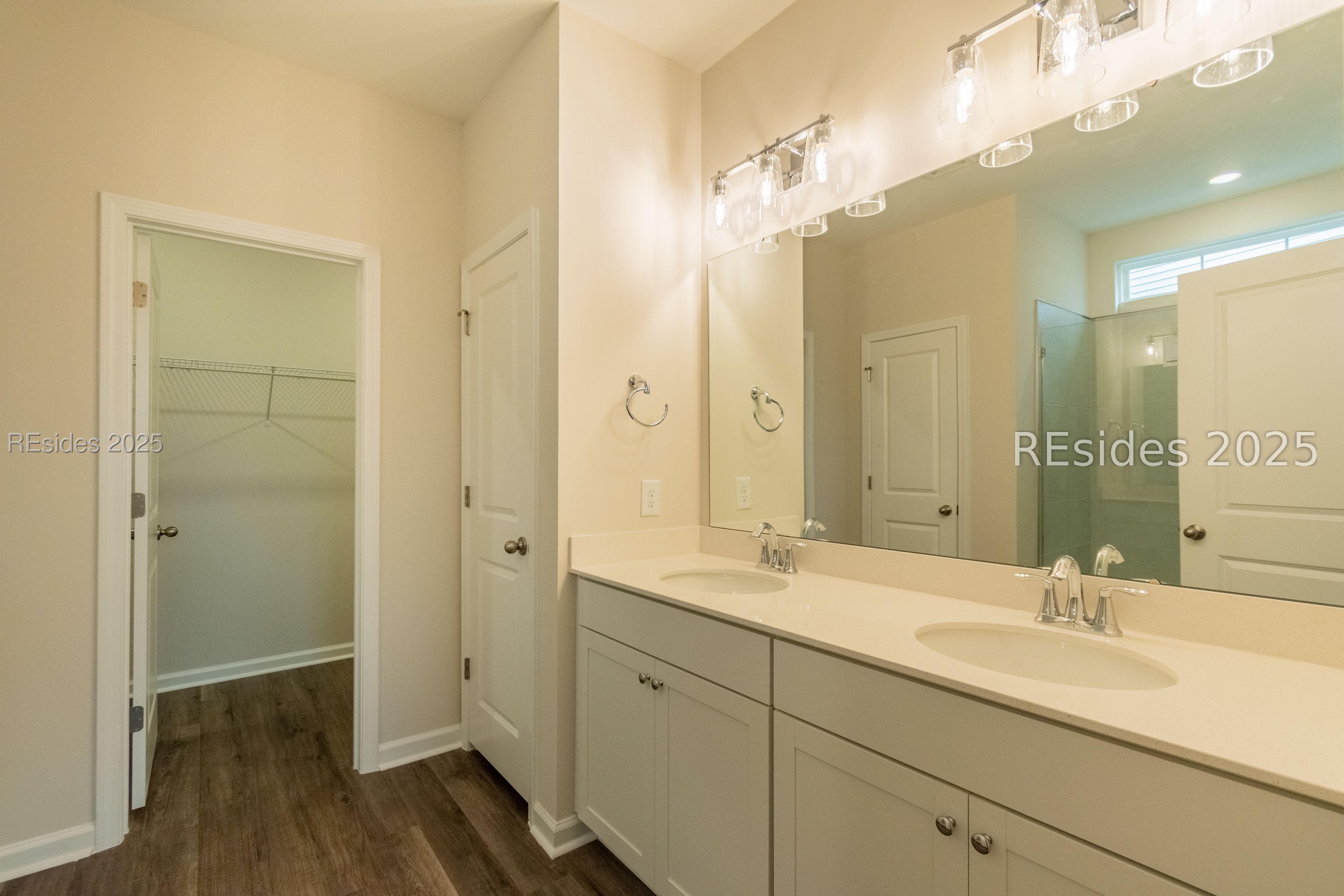 163 Standing Oaks Drive