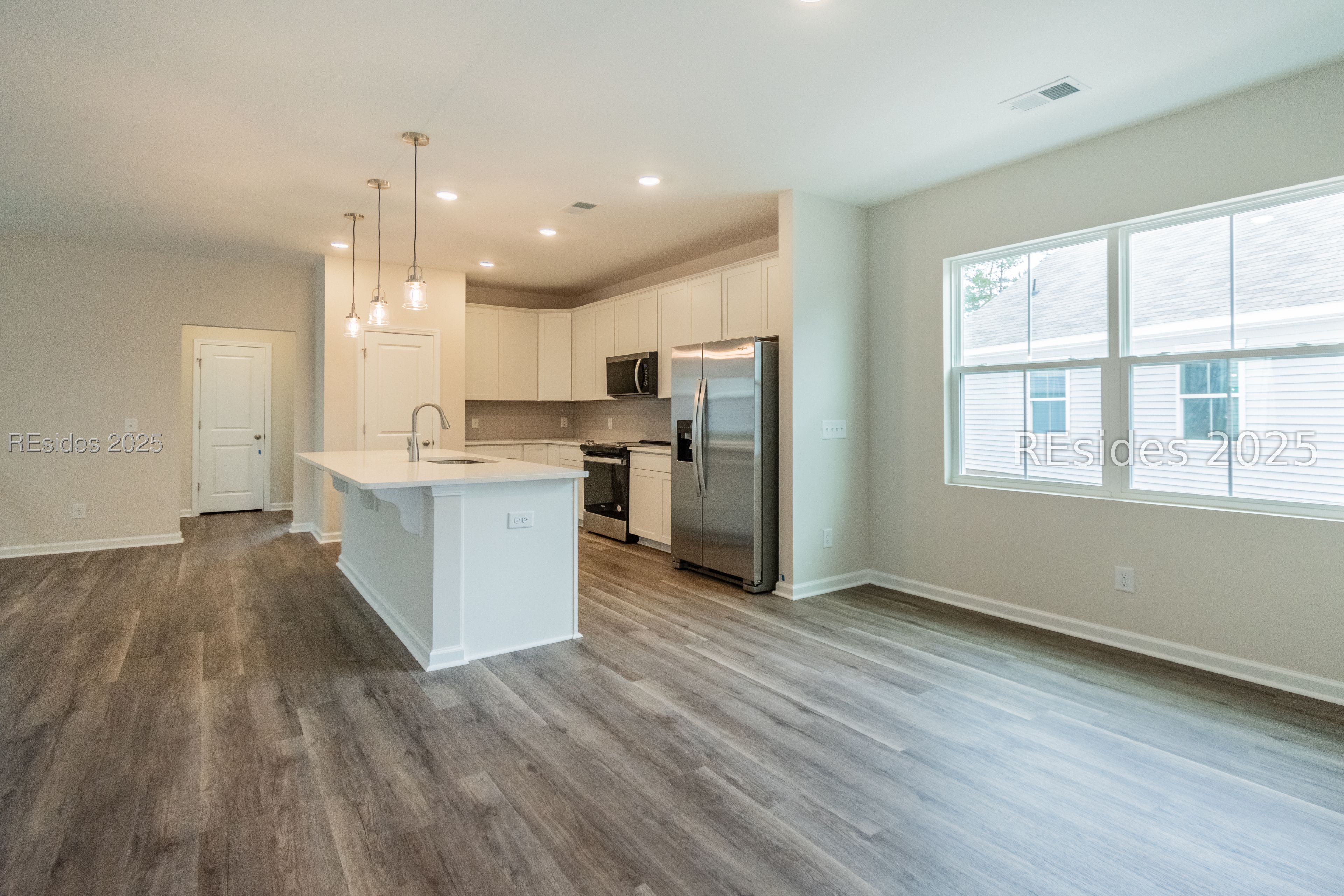 163 Standing Oaks Drive